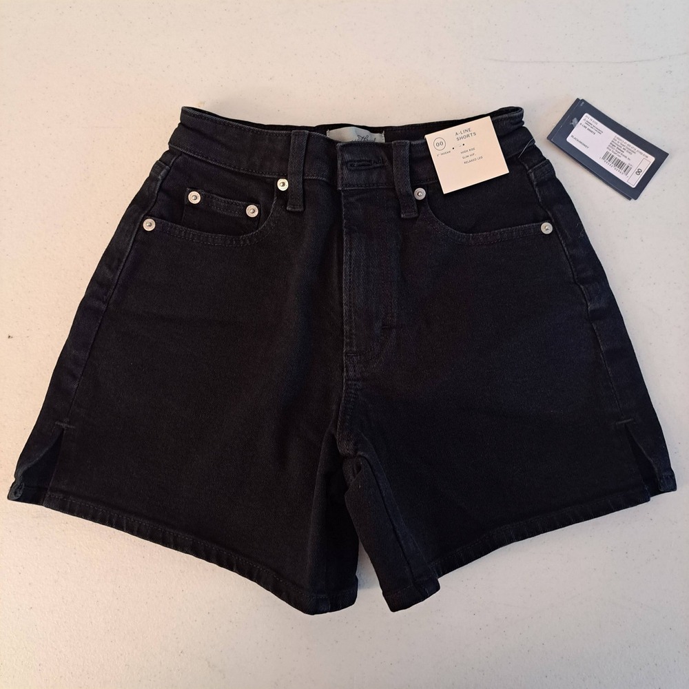 Universal Thread A-Line Shorts Womens 00‎ Black New High Rise 5" 1055-224-B45